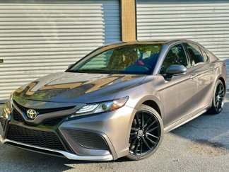 Used 2022 Toyota Camry XSE image 1