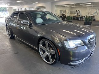 Used 2019 Chrysler 300 Touring w/ Driver Convenience Group image 1
