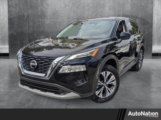 Used 2021 Nissan Rogue SV image 1