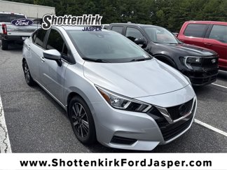 Used 2020 Nissan Versa SV image 1