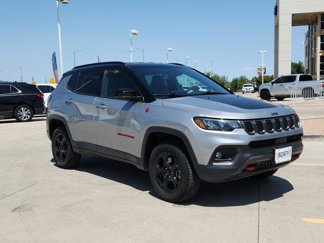Used 2024 Jeep Compass Trailhawk image 1