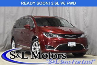 Used 2017 Chrysler Pacifica Touring-L Plus w/ Advanced Safetytec Group image 1