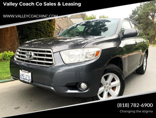 Used 2010 Toyota Highlander SE image 1