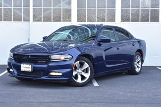 Used 2015 Dodge Charger SXT image 1
