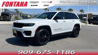 Certified 2023 Jeep Grand Cherokee Altitude image 1