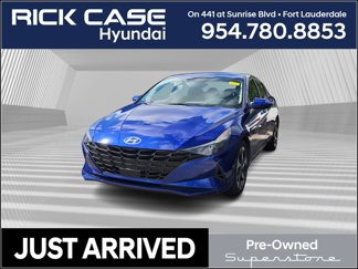 Used 2023 Hyundai Elantra SEL w/ Convenience Package image 1