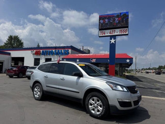 Used 2017 Chevrolet Traverse LS image 1