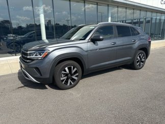 Used 2021 Volkswagen Atlas Cross Sport SE image 1