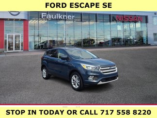 Used 2019 Ford Escape SE image 1