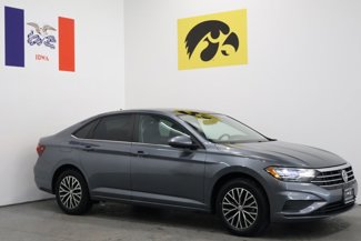 Used 2021 Volkswagen Jetta SE w/ SE Cold Weather Package image 1