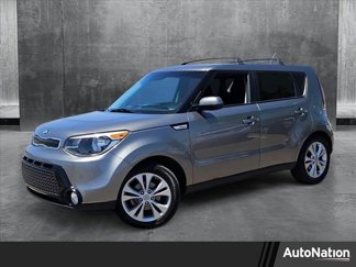 Used 2016 Kia Soul + image 1