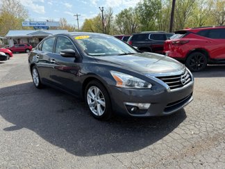 Used 2013 Nissan Altima 2.5 SL w/ Technology Pkg image 1