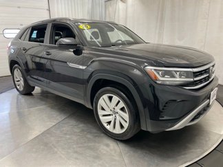 Used 2020 Volkswagen Atlas Cross Sport SE image 1