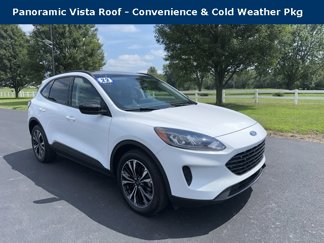 Used 2022 Ford Escape SE w/ SE Sport Appearance Package image 1