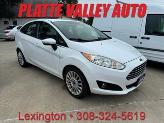 Used 2014 Ford Fiesta Titanium image 1