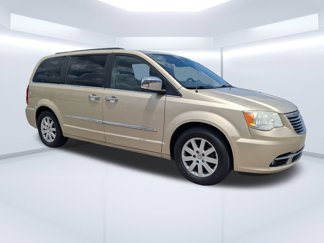 Used 2011 Chrysler Town & Country Touring-L w/ Entertainment Group #2 image 1