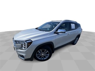 Certified 2022 GMC Terrain SLT w/ Tech Package image 1