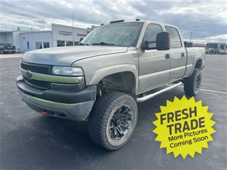 Used 2001 Chevrolet Silverado 2500 LS w/ Off-Road Skid Plate Pkg image 1