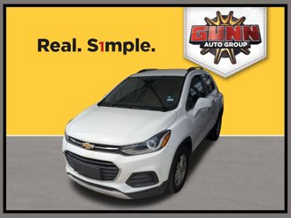 Used 2020 Chevrolet Trax LT w/ LT Convenience Package image 1