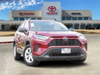 Used 2020 Toyota RAV4 LE image 1