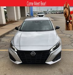 Used 2024 Nissan Altima 2.5 SV image 1
