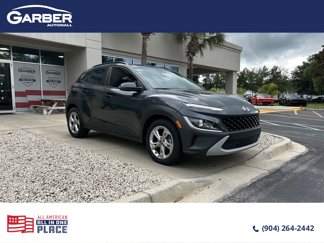 Used 2022 Hyundai Kona SEL w/ Winter Weather Package image 1
