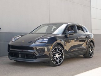 New 2025 Porsche Macan 4 Electric image 1