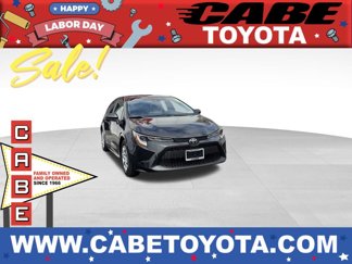 Certified 2022 Toyota Corolla LE image 1
