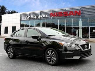 Used 2022 Nissan Versa SV image 1