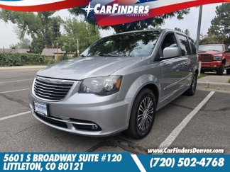 Used 2014 Chrysler Town & Country S image 1
