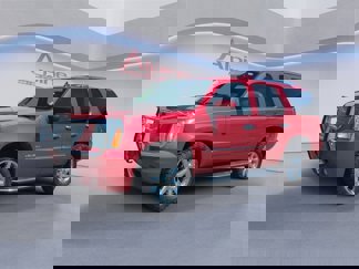 Used 2013 GMC Yukon Denali image 1