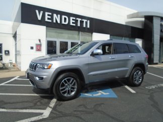 Used 2017 Jeep Grand Cherokee Limited image 1