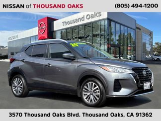 Used 2024 Nissan Kicks SV image 1