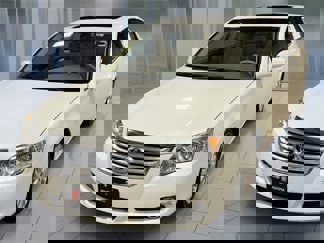 Used 2009 Toyota Avalon XLS image 1
