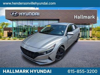 Used 2023 Hyundai Elantra SEL image 1