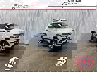 New 2025 Jeep Compass Latitude image 1