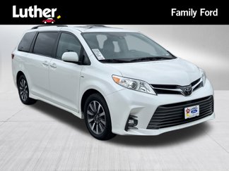 Used 2018 Toyota Sienna XLE Premium image 1