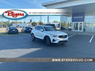 Certified 2025 Volvo XC40 B5 Plus image 1