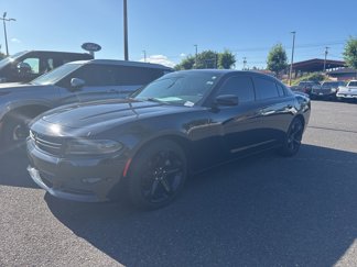 Used 2017 Dodge Charger SE w/ Power Sunroof Group image 1
