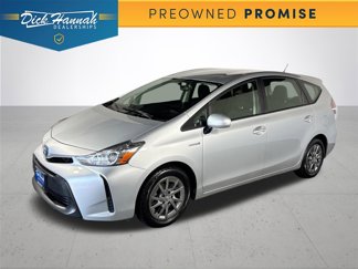 Used 2017 Toyota Prius V Two image 1