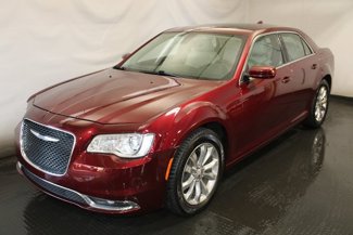 Used 2019 Chrysler 300 Touring L w/ Quick Order Package 22F image 1