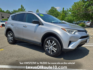 Used 2017 Toyota RAV4 LE image 1