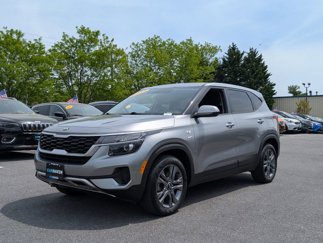 Used 2021 Kia Seltos LX image 1