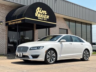 Used 2020 Lincoln MKZ Reserve image 1