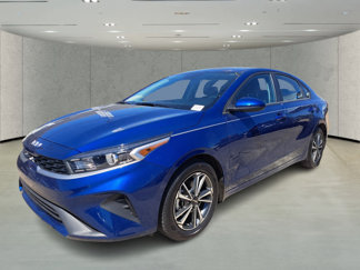 Used 2023 Kia Forte LXS image 1