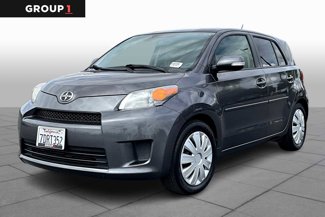Used 2013 Scion xD image 1