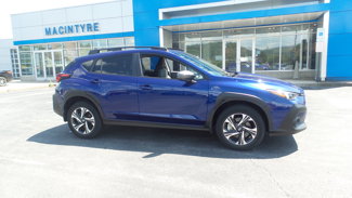 Used 2024 Subaru Crosstrek 2.0i Premium w/ Crosstrek Mirror Package image 1