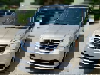Used 2012 Dodge Grand Caravan SE image 1