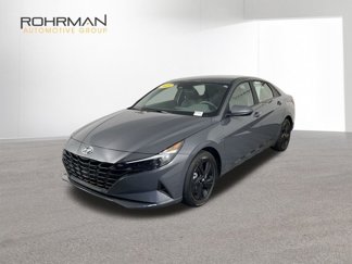 Used 2023 Hyundai Elantra Blue image 1