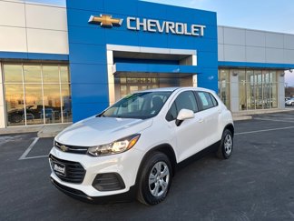 Used 2017 Chevrolet Trax LS image 1